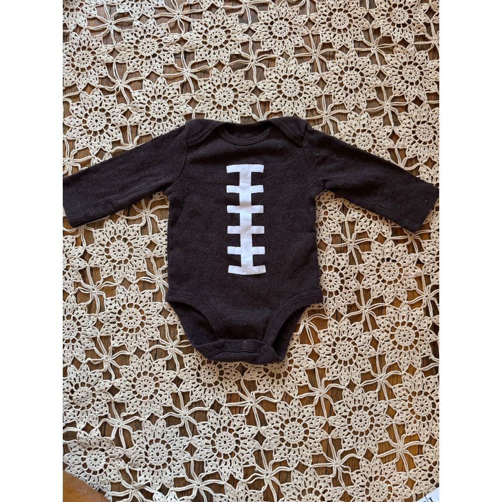 Carter's Football Design Long Sleeve Baby Bodysuit Sports Theme Outfit Sz ‎ 3M